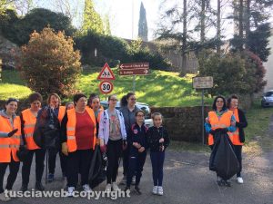 Sant'Eutizio - Il comitato ambiente al lavoro