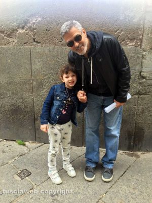 Viterbo - Geroge Clooney a passeggio per San Pellegrino 