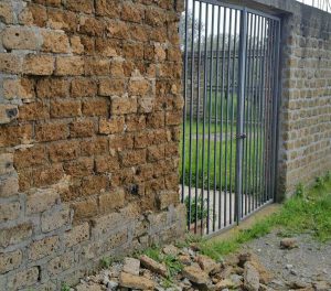 Il sopralluogo al cimitero di Fastello