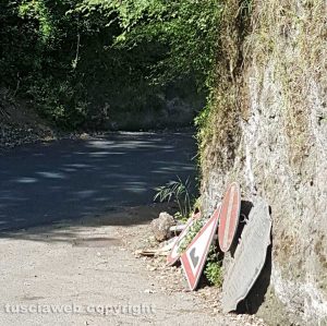 Viterbo - Via Vico Squarano nel degrado