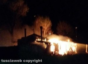 Capodimonte - In fiamme un ristorante 