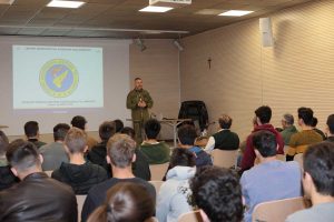 Viterbo - Esercito - La visita degli studenti di Padova