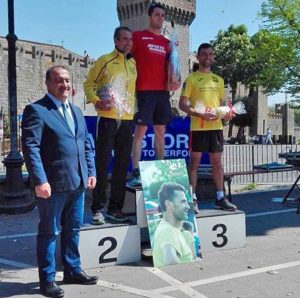 Vitorchiano - La premiazione della corsa podistica con il sindaco Grassotti