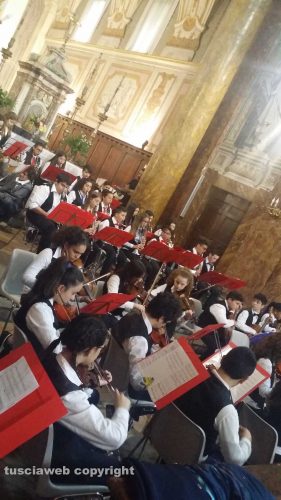 Viterbo - Il concerto della giovane orchestra dell’istituto comprensivo “Egidi”