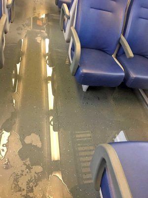  Il treno allagato 