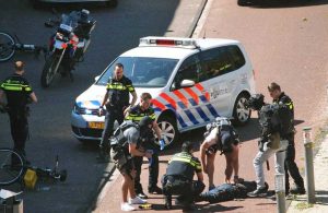 Aja - Uomo fermato dalla polizia dopo aver accoltellato tre persone