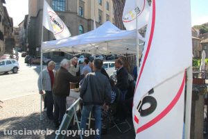 Viterbo - Il gazebo M5s