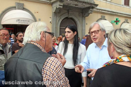 Vittorio Sgarbi - La contestazione a Sutri