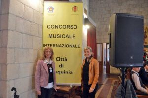 La direttrce artistica Ranucci e la direttrice organizzativa Meraviglia