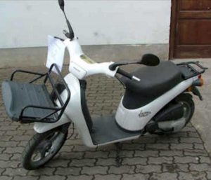 Motorino rubato alla'Antica Latteria - L'appello su facebokk