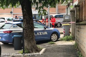 Viterbo - Uomo giù dal terzo piano a piazza Vittorio Veneto