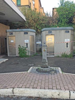 Viterbo - I bagni pubblici a piazza dei caduti chiusi 