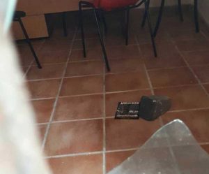 Viterbo - Spaccato vetro della sede Gioventù nazionale e