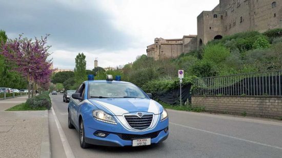 Viterbo - Polizia in centro