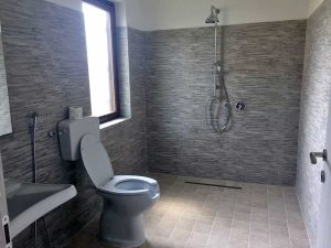 Nepi - Il nuovo bagno per Sofia Antozzi
