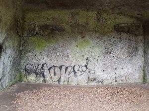 Sutri - Il murales in una delle tombe della necropoli