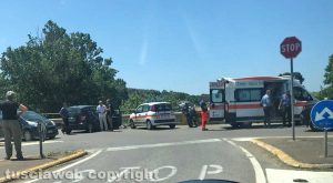 Tuscania - Fuggono dopo un furto e fanno un incidente