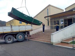 Bolsena - L'arrivo della barca a scuola