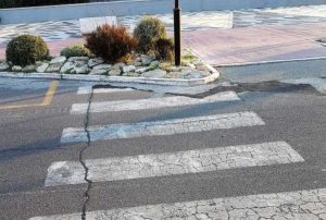 Montalto di Castro - Le strisce pedonali sul lungomare