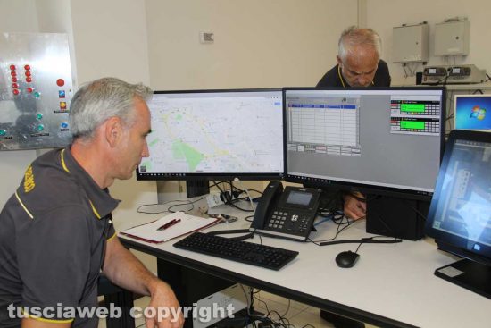 La sala operativa della caserma dei vigili del fuoco di Viterbo