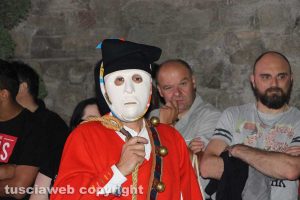 Caffeina - Serata sarda - Mamuthones e Issohadores a piazza San Lorenzo