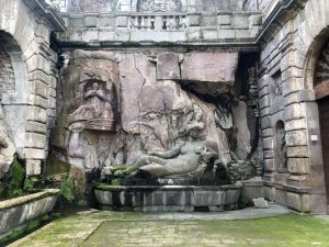 Soriano - Banda del racconto ai giardini pensili di palazzo Chigi-Albani