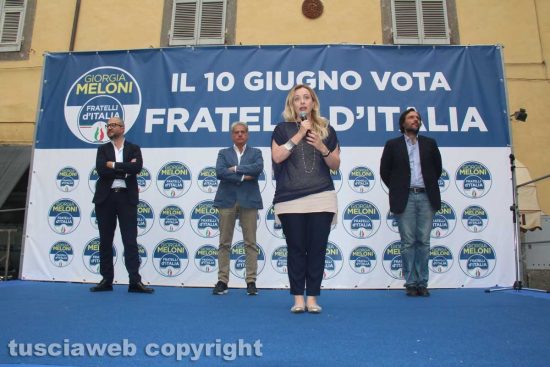 Giorgia Meloni, comizio a piazza delle Erbe
