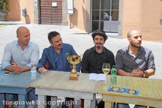 Simone Gamberi - L'incontro a piazza del Gesù