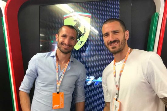 Sport - Bonucci e Chiellini nel box della Ferrari