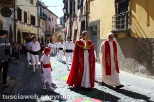Canepina - La processione in onore di Santa Corona 