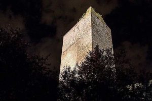 Viterbo - Trekking notturno intorno alle mura del centro