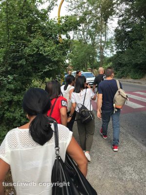 Pendolari in fila al semaforo