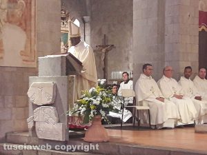 Bolsena - Corpus Domini - La santa messa dal cardinal Robert Sarah