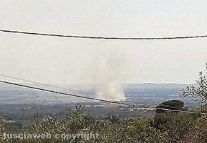 Viterbo - Sterpaglie in fiamme sulla Tuscanese