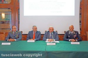 Viterbo - La firma del protocollo contro le infiltrazioni mafiose