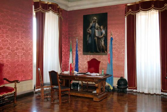 Viterbo - Comune - La scrivania del sindaco