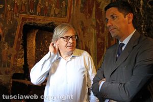 Sutri - Vittorio Sgarbi e l'assessore Felice Casini all'interno del Mitreo