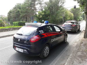 Montefiascone - Auto in panne sulla Cassia nord