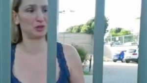 Bimba contesa - La madre in lacrime