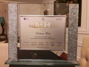 La targa di Roberto Ferri, vincitore del premio Margherita Hack 2018