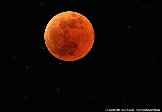 Eclissi totale di luna - Fase totale prima