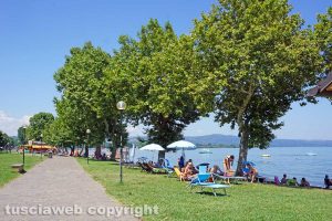 Capodimonte - Lungo lago