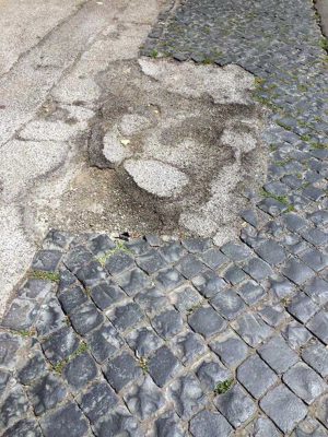 Viterbo - Buche alla Quercia