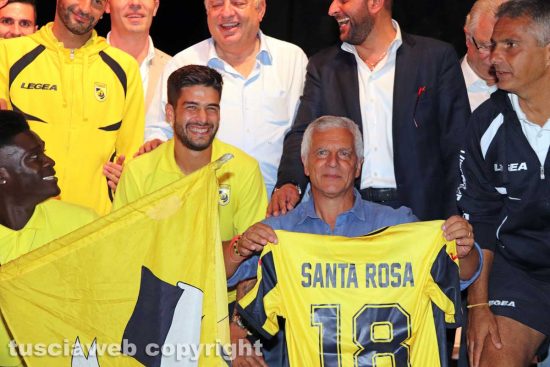 Viterbo - Santa Rosa - Cene in piazza - La Viterbese con i facchini