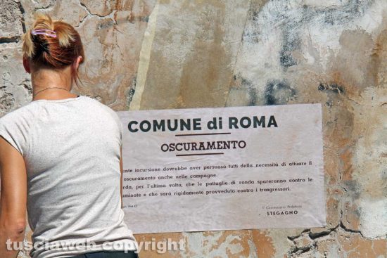 Viterbo - I lavori per le riprese di Catch-22 - Piazza della Morte