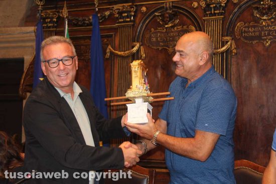 Silvio Cappelli e Sandro Rossi col bozzetto