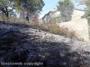 Montefiascone - Le Mosse - Incendio in via Carpine