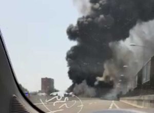 Bologna - Cisterna esplode in tangenziale