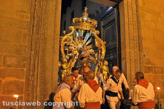 Canepina - La processione della Madonna Assunta in Cielo