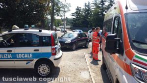 118, polizia locale e carabinieri sul posto